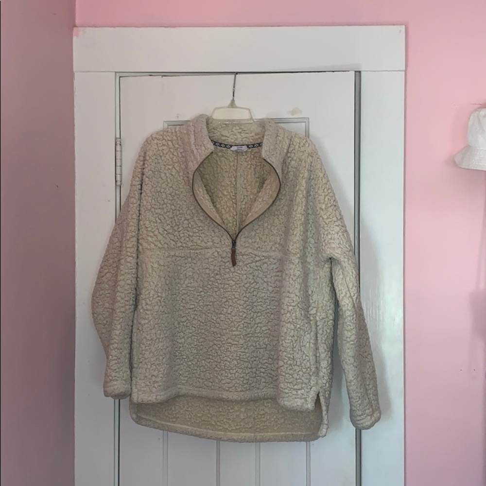 Cream ferpa jacket.